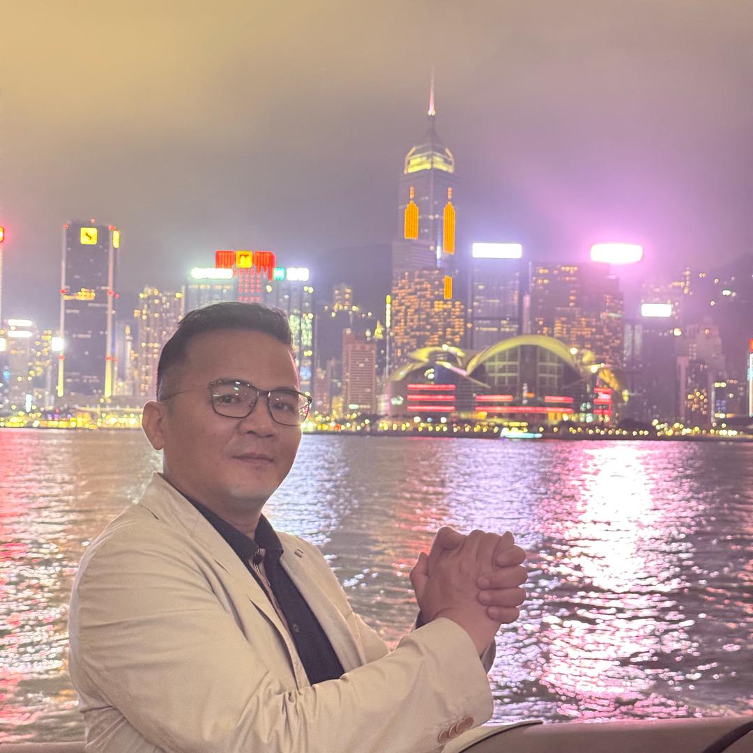 毛非凡