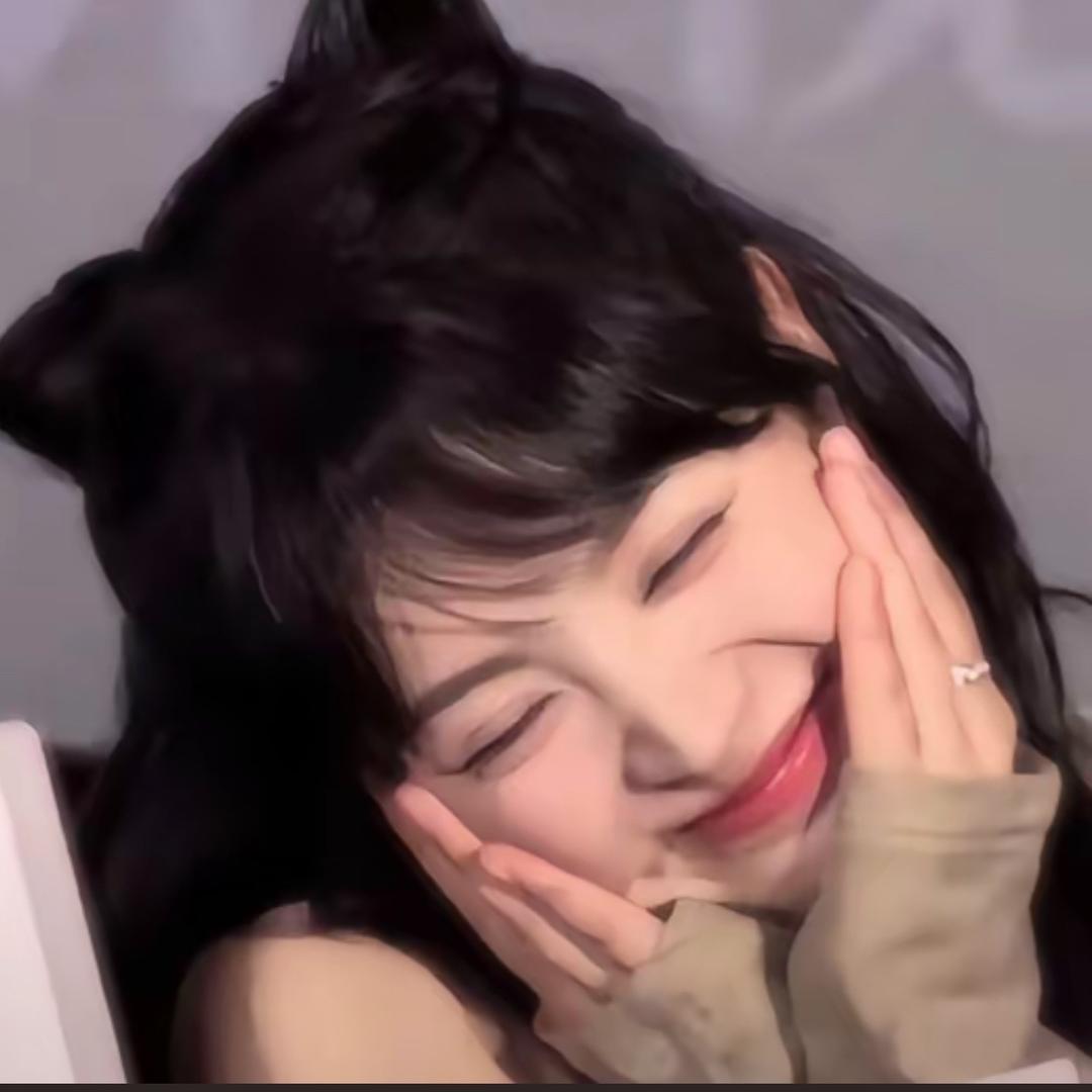 ʚ小奶兔 ɞ
