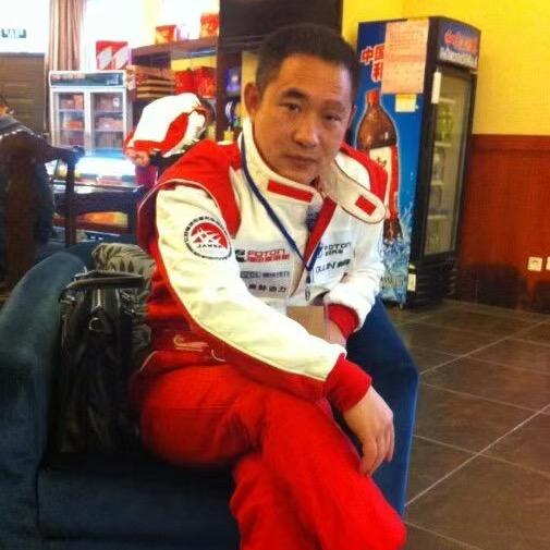 流浪梅陇的车手