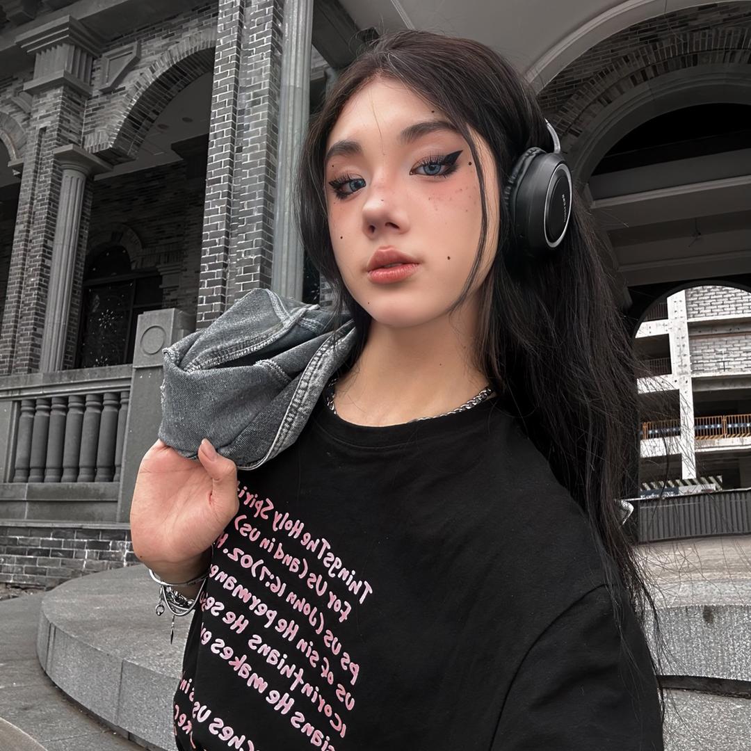 江博南^/