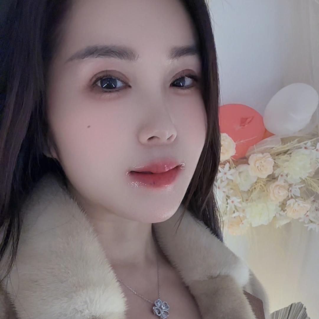 赵丽（院长）