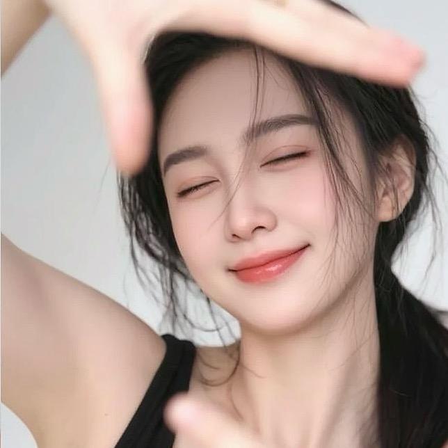 小T