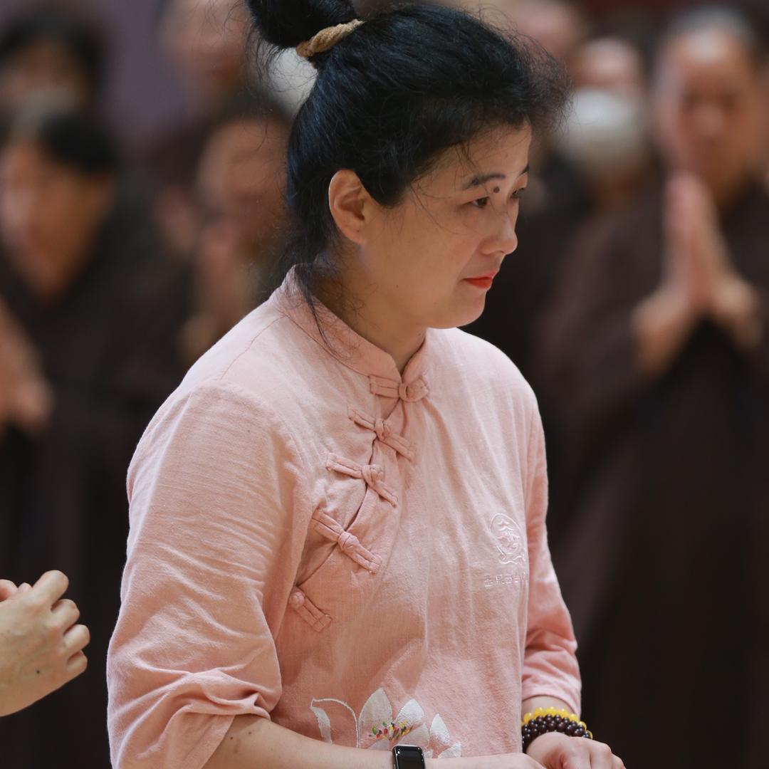 仁洁～灯灯灯^_^…