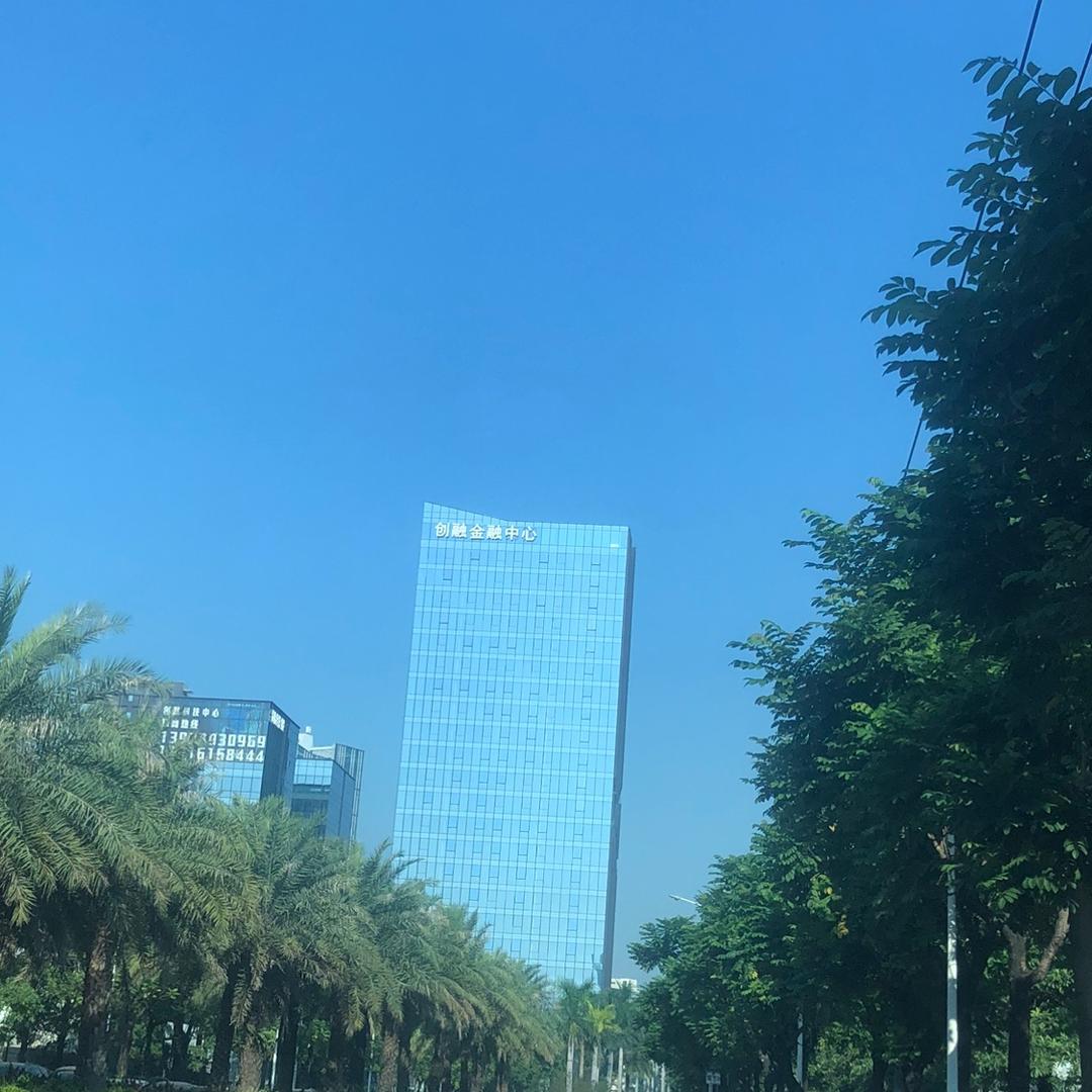 优秀的她