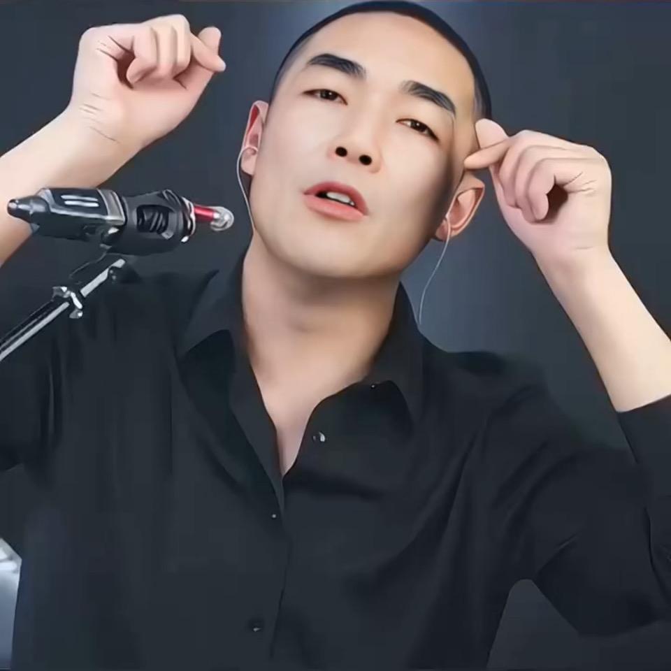 谁懂男人的眼泪