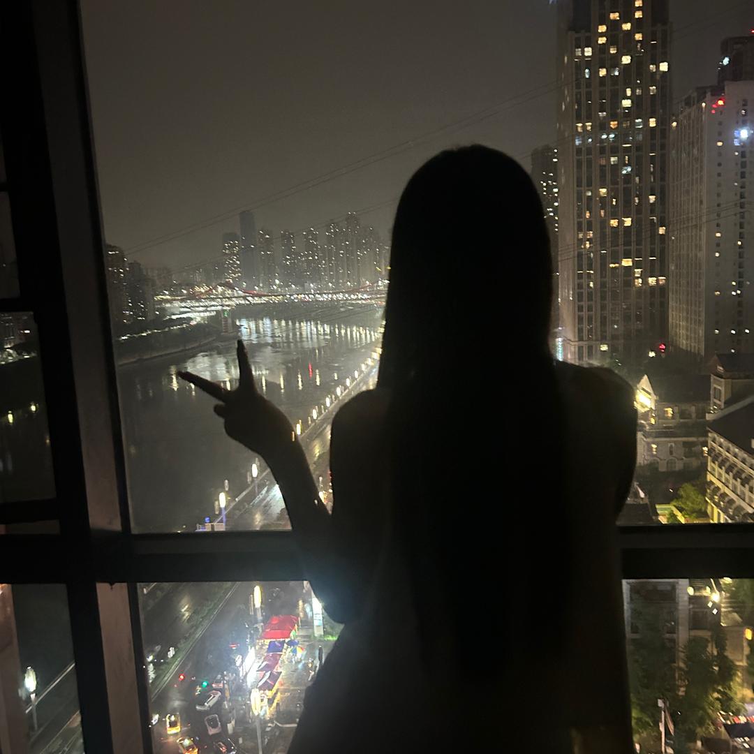 刺槐/.