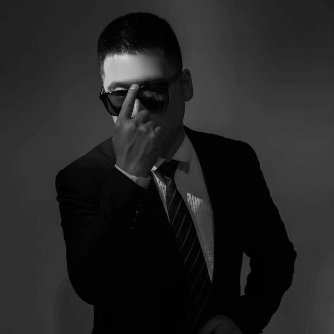 小黑龙探险记