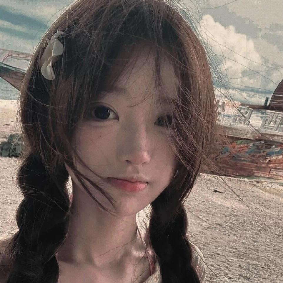 Hikoy૮₍ᵔ⤙ᵔ₎ა