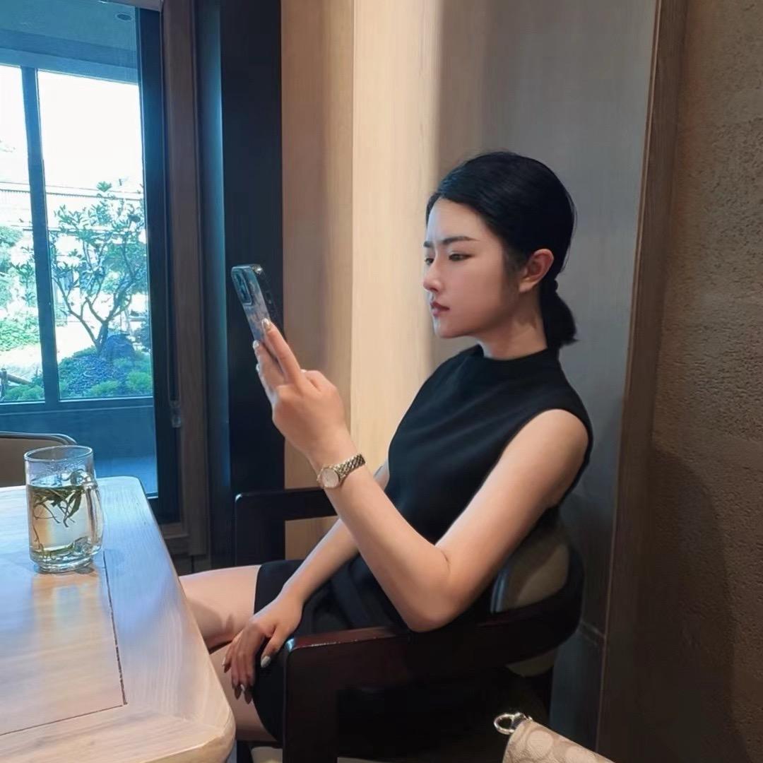 美甲.美睫.化妆师营营