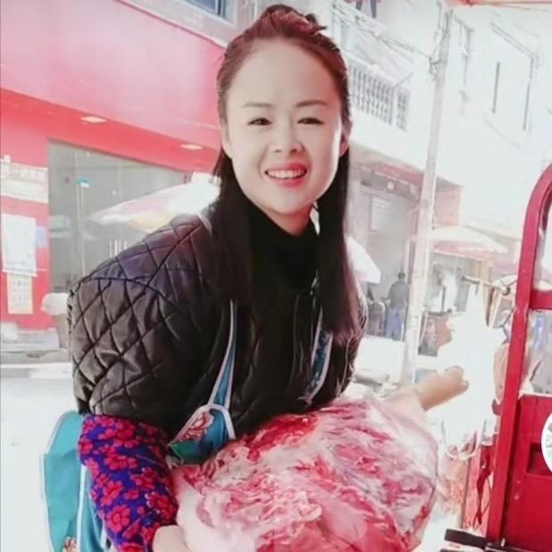 猪肉妹娜娜   1