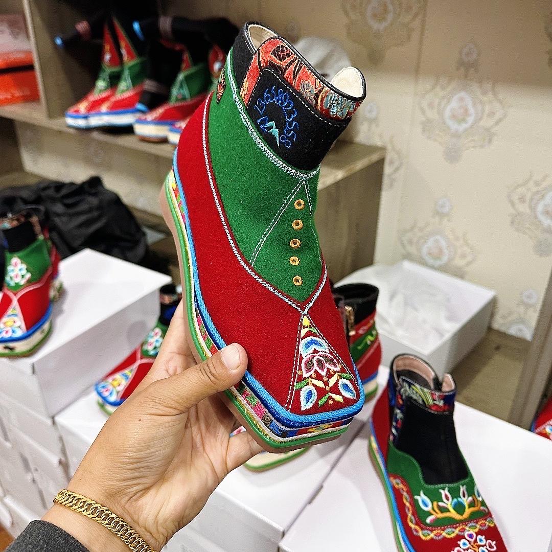 仁布得卓藏靴严选店