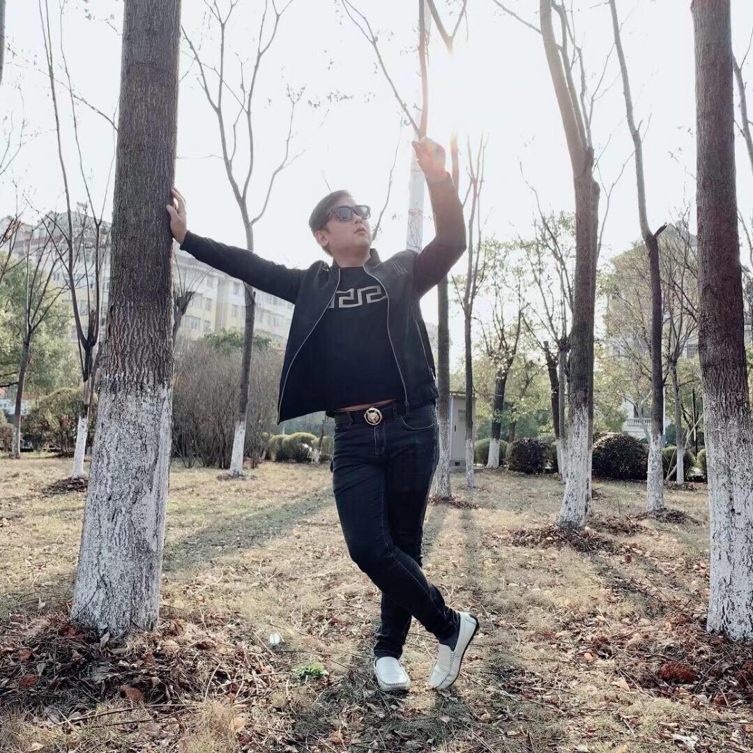 阿威