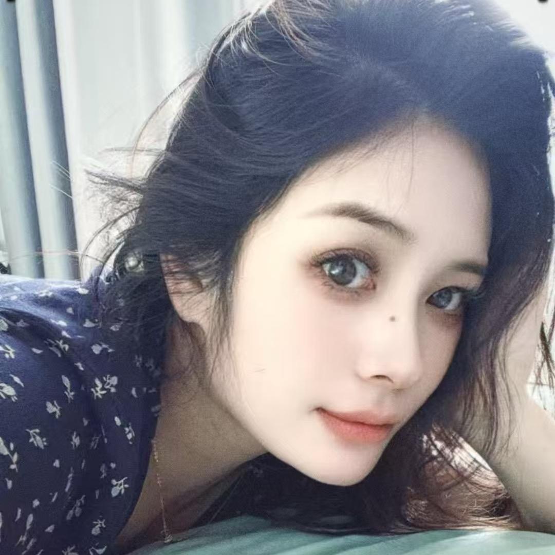 Y C。