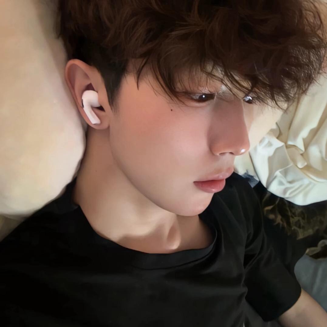 小伦
