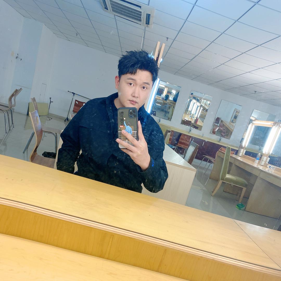大连小伙蒋文强