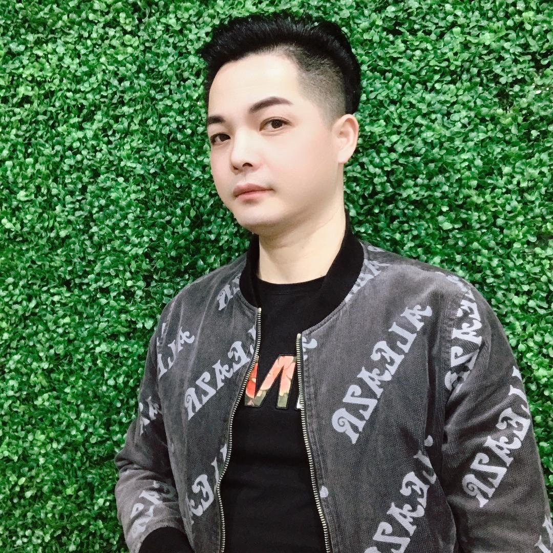 茂名烫发找海哥