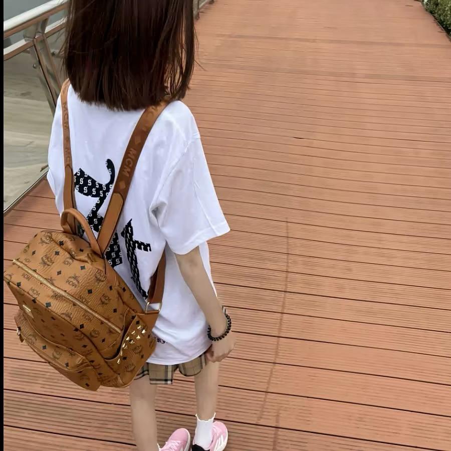 .馨馨