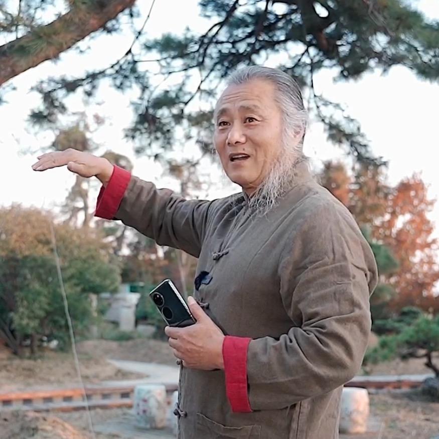水晶人