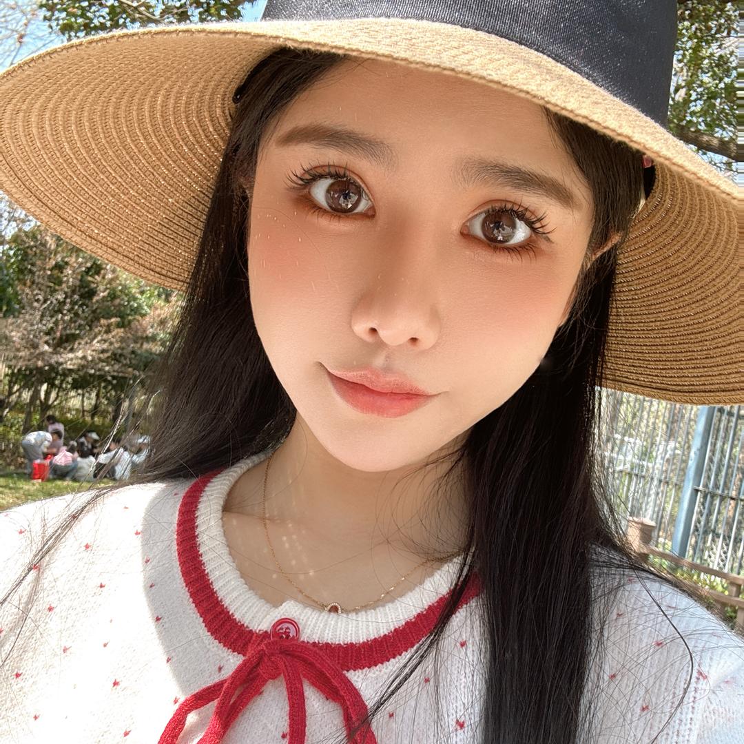 山屿衫女装