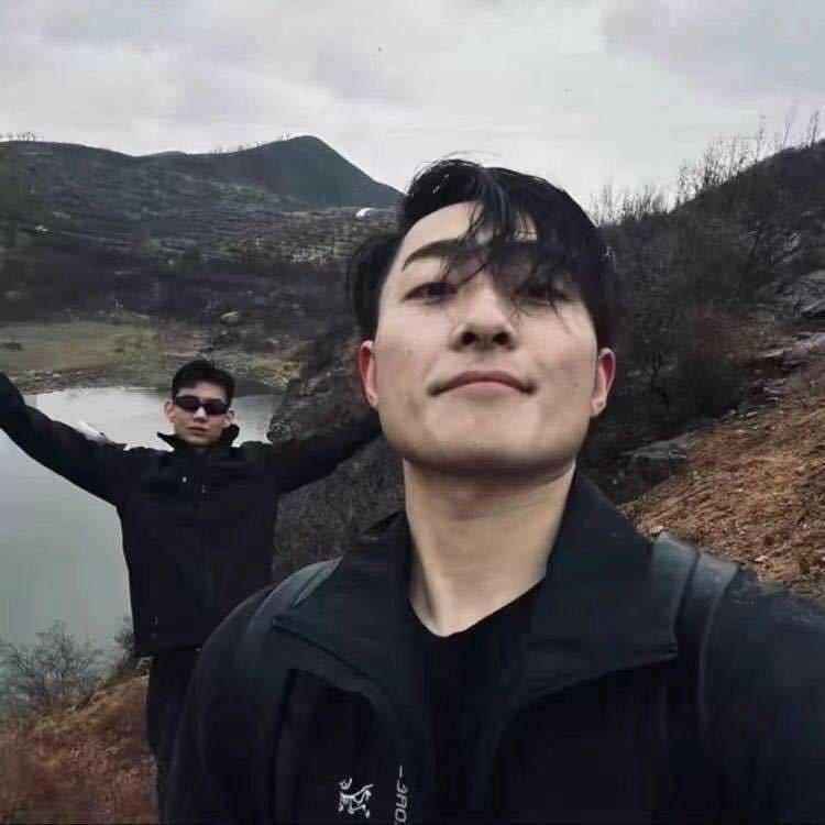 u