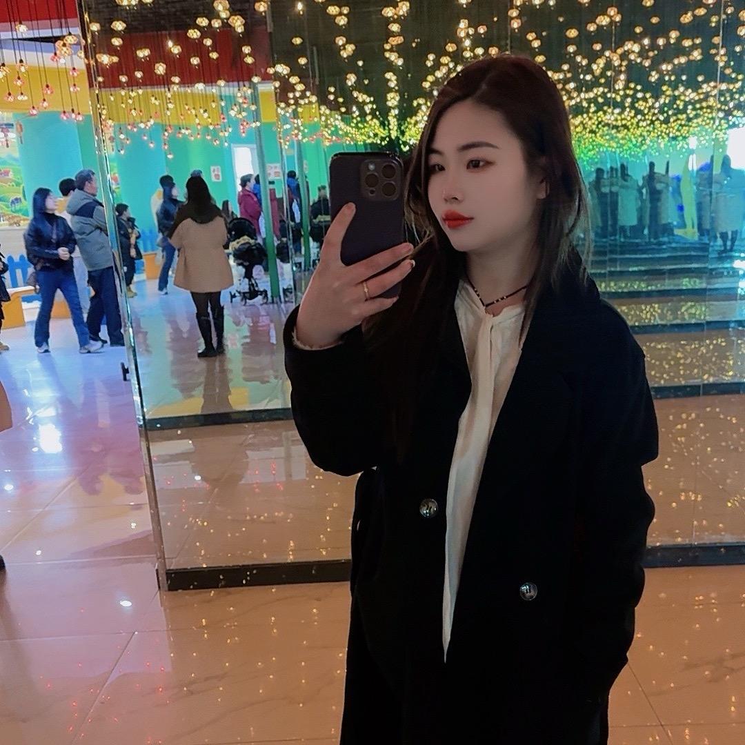 @陆🍓菲呀🍒