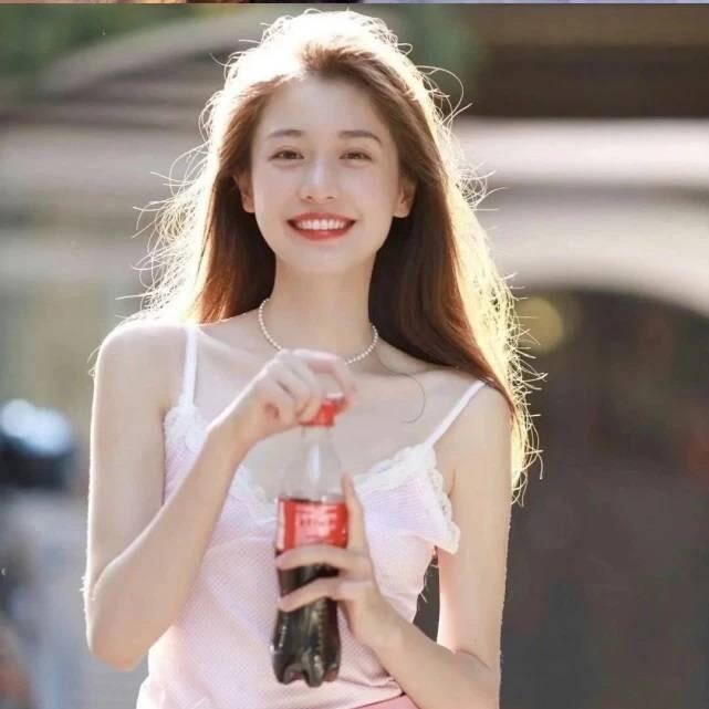怜薇哈