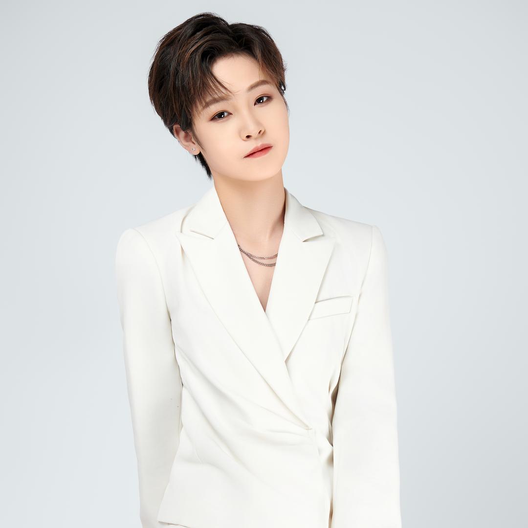 小小徐🐷💎全家伏