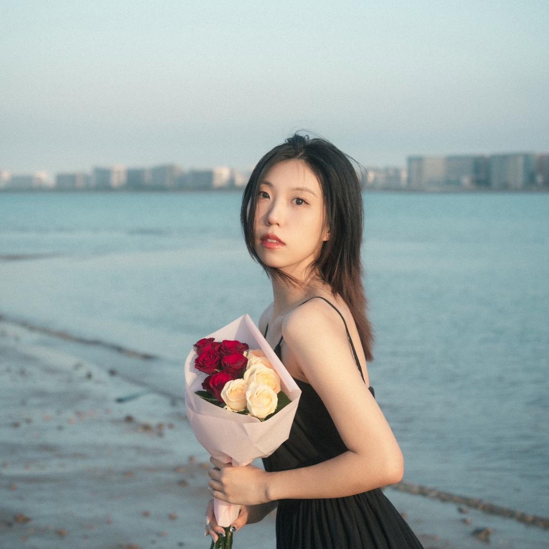 🏝️开心果椰椰queen