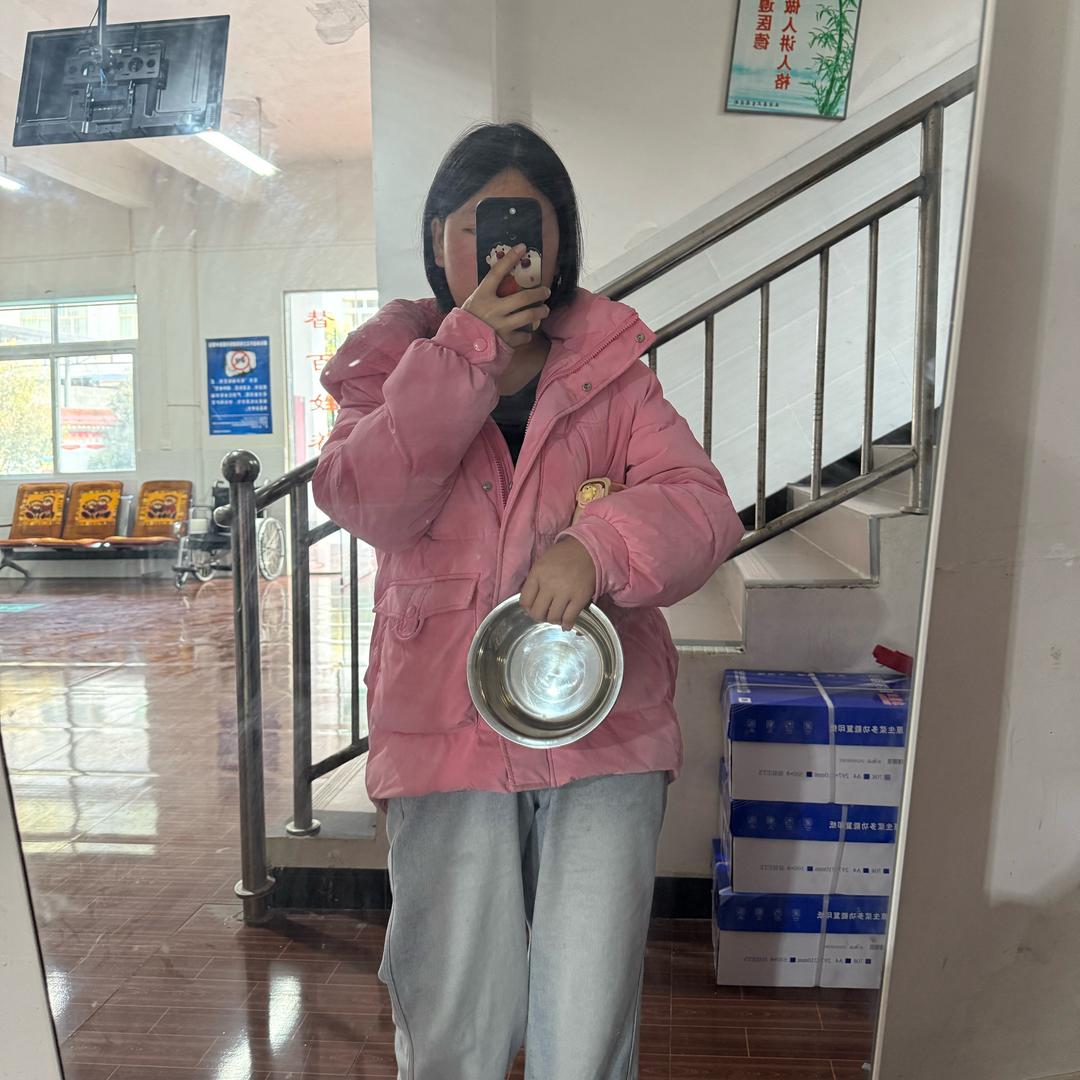 偏远山村里的小管医熏