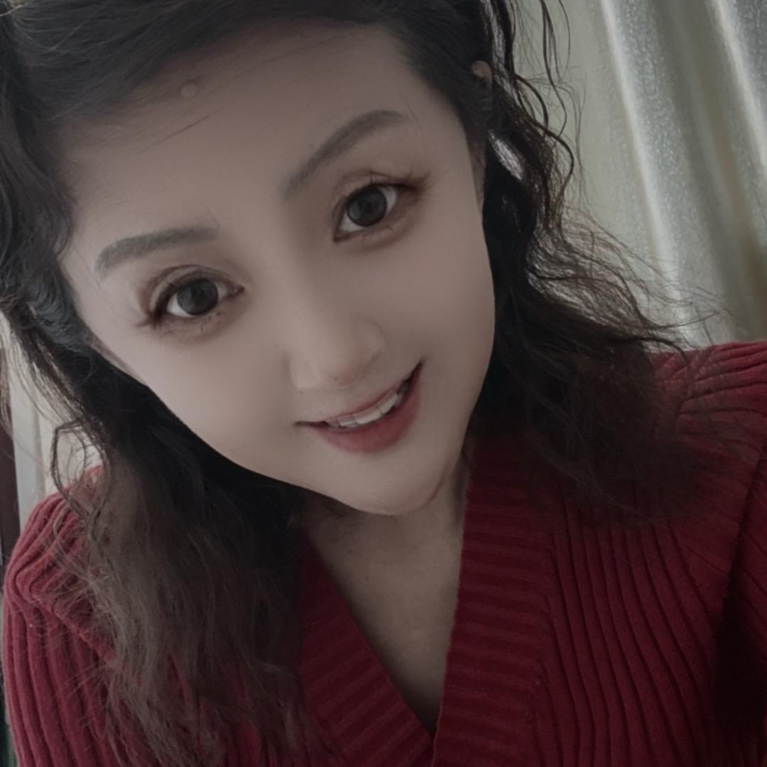 黄红英☘️