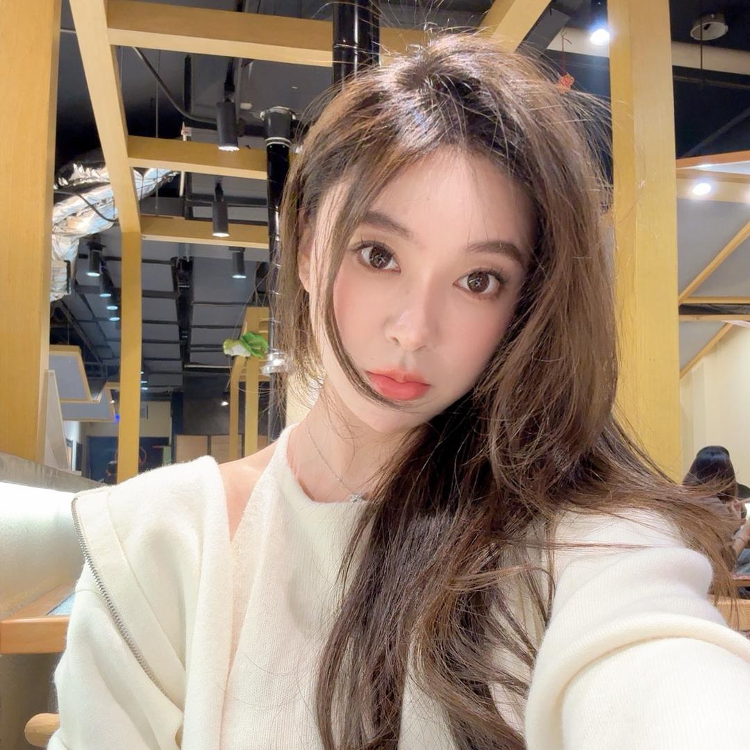 金金Verna