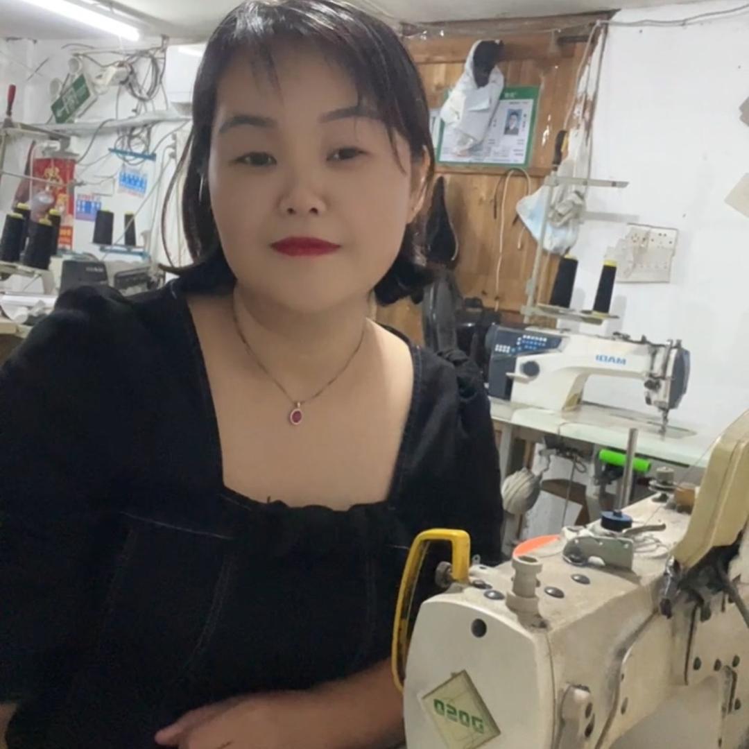 英子