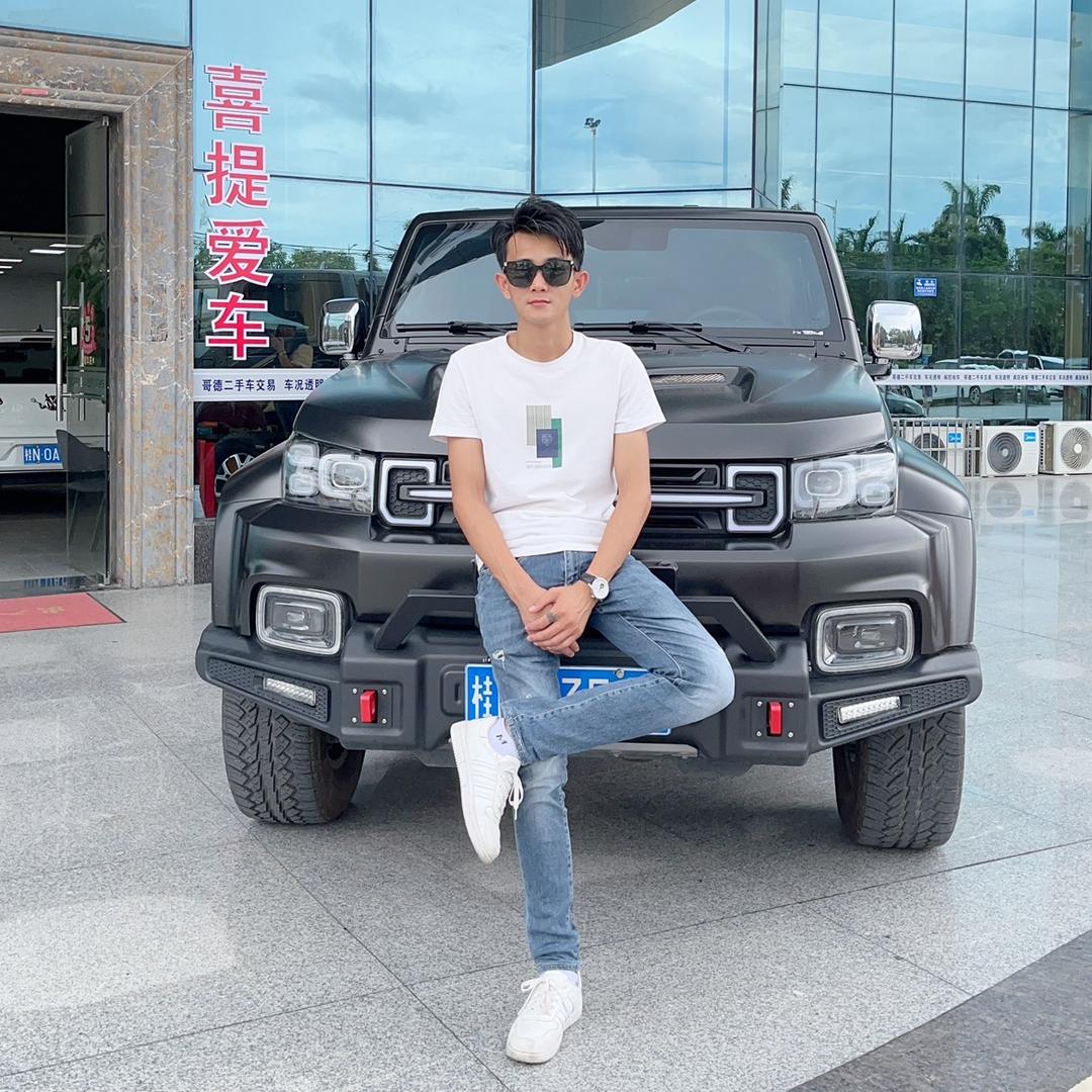 湿哥-钦州哥德二手车