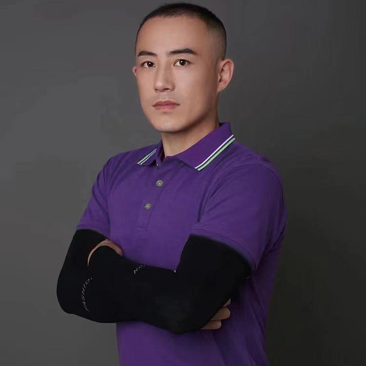 孙靖翔踢拳格斗