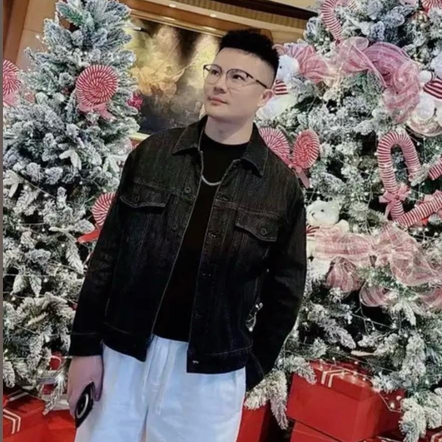 琰少爷