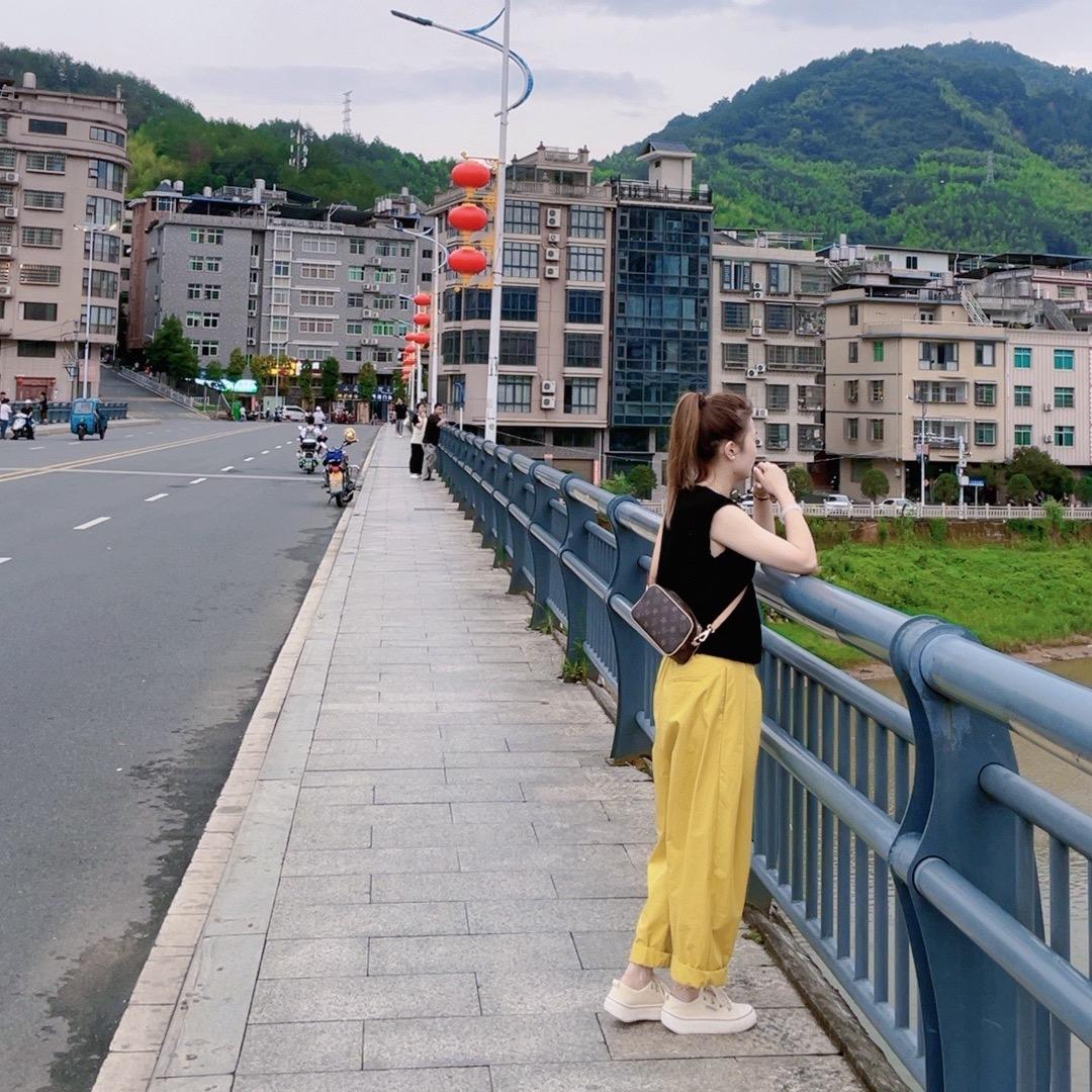 金湖众惠百货服饰