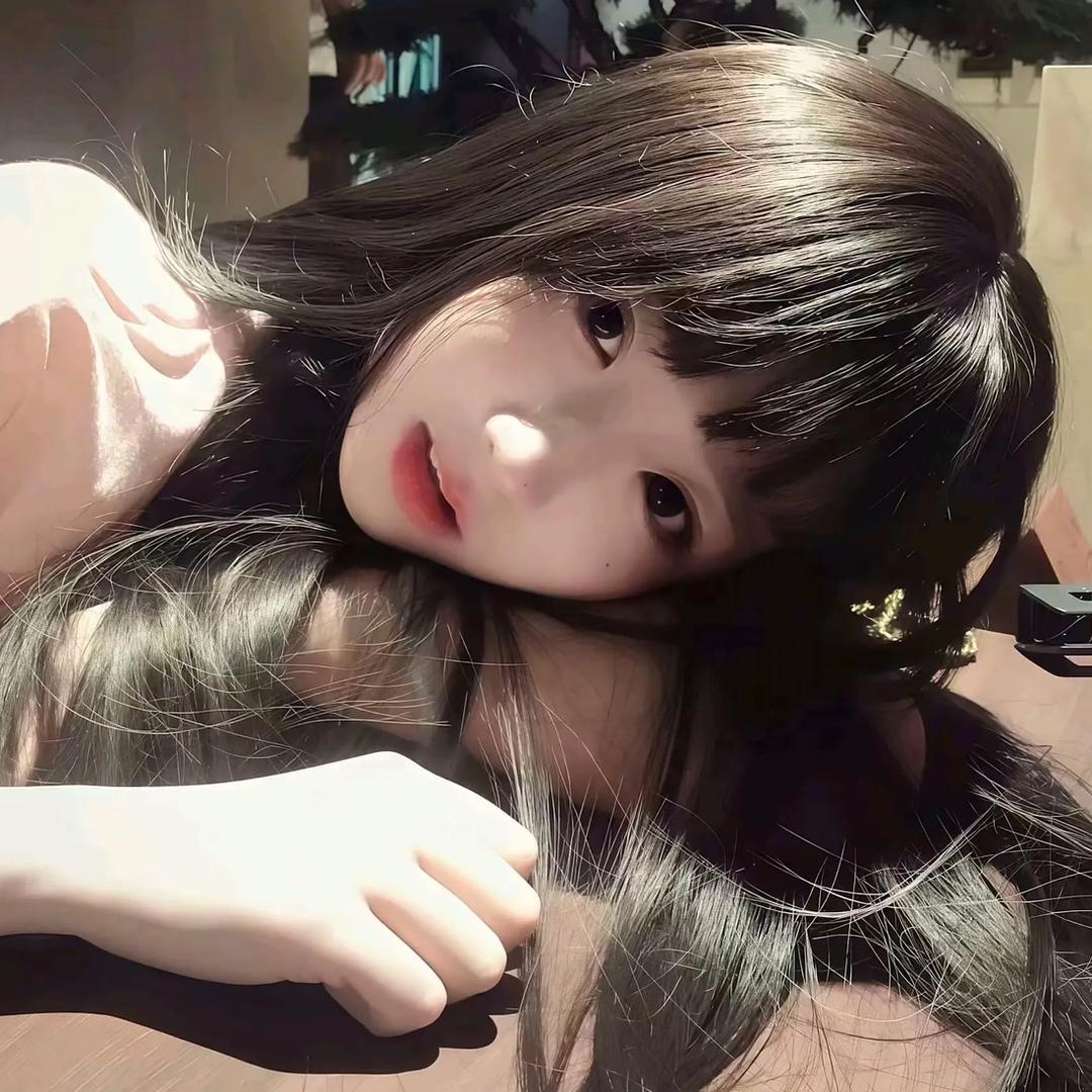 看看月亮🌙