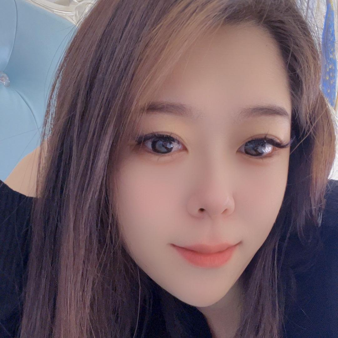 韩依丰女装工厂店