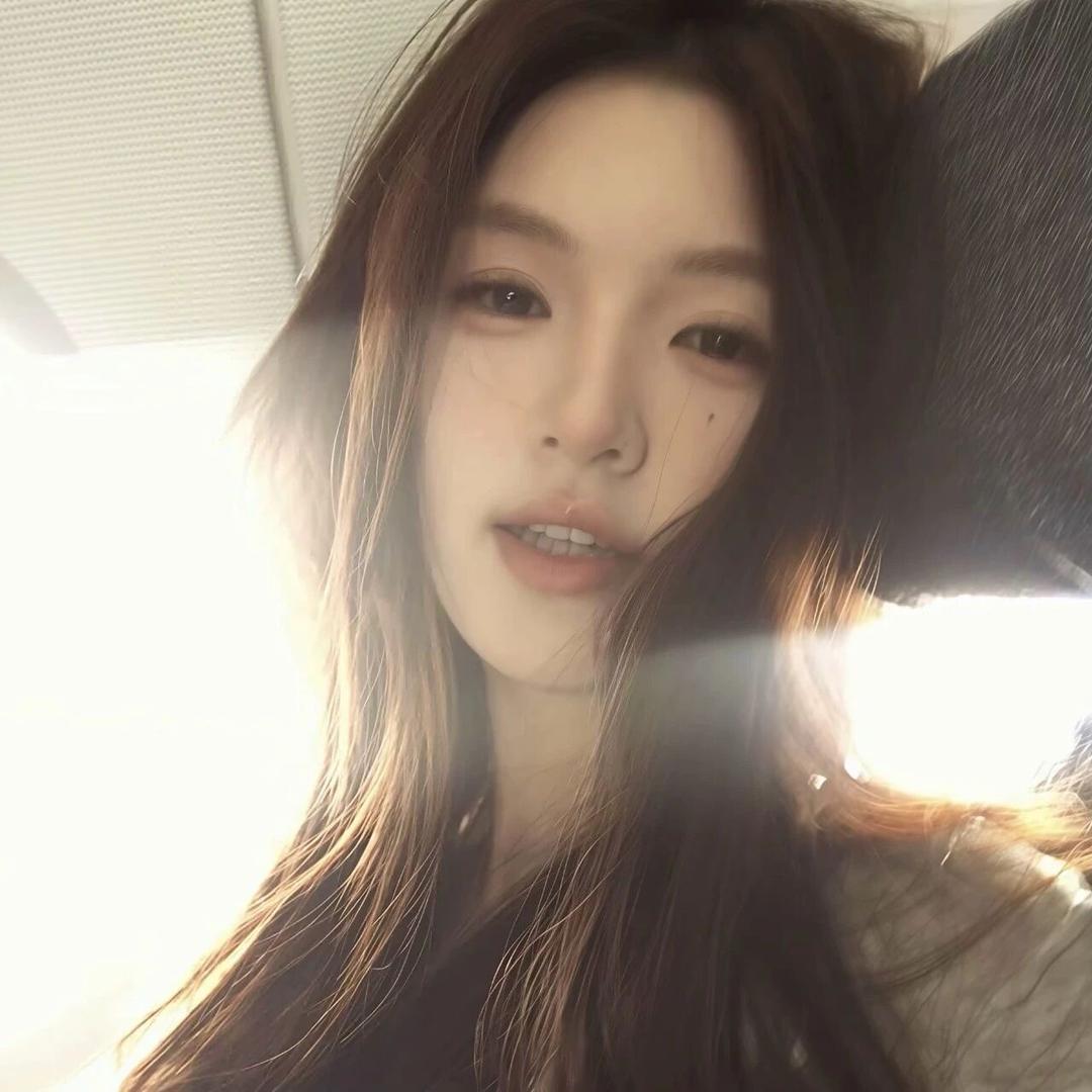 Xuouoii.