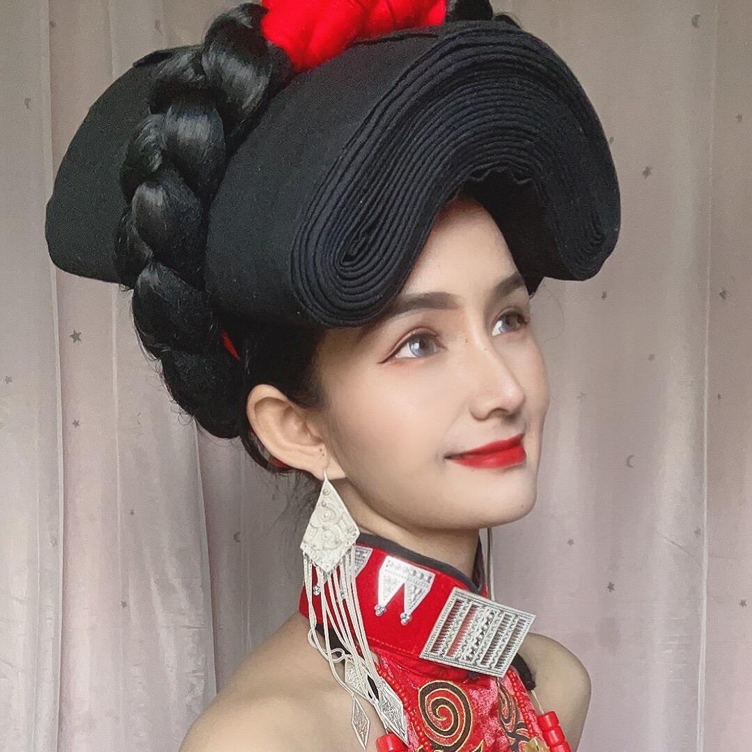 彝族小公举