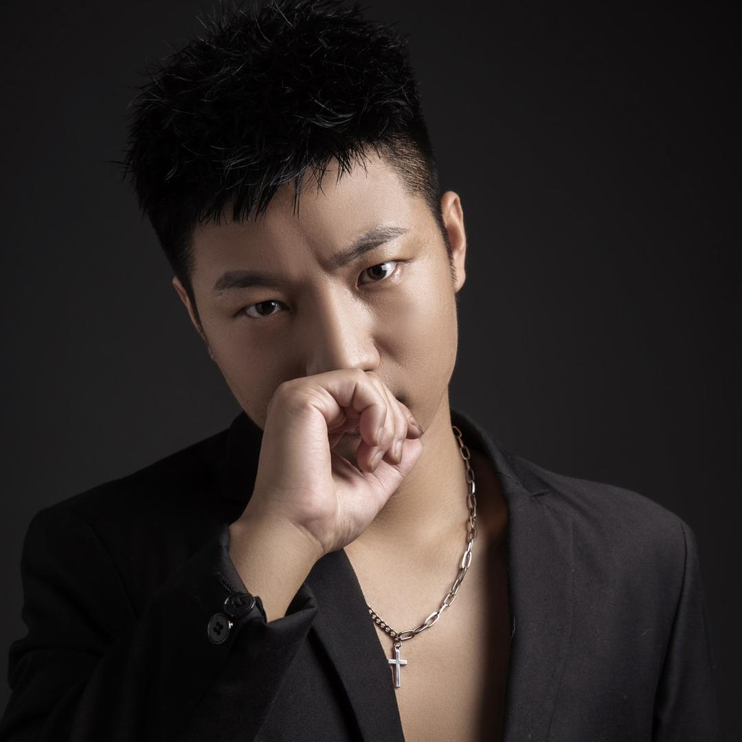 峰峰白老师2020美发会所：请预约