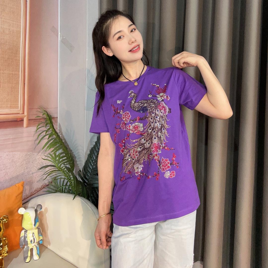 金闪闪女装