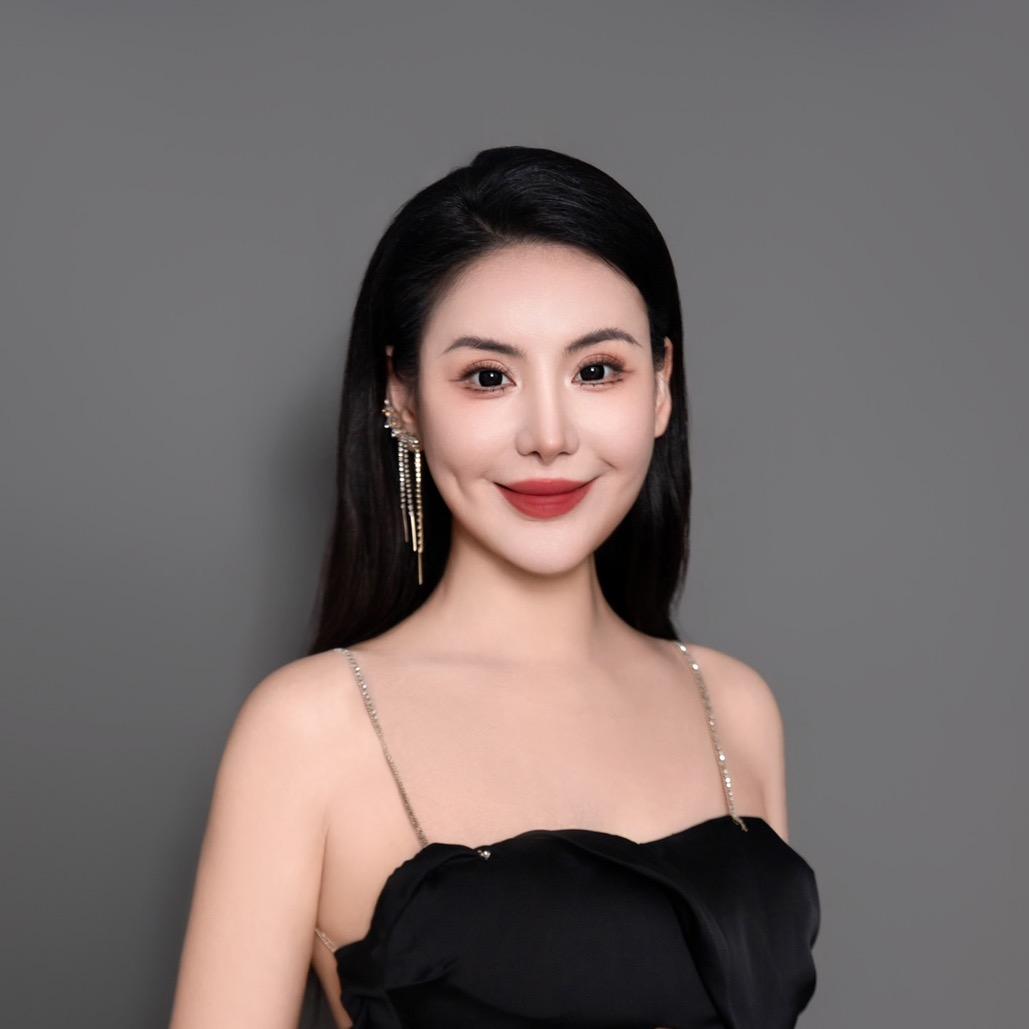 曾诗涵（生活朋友圈）