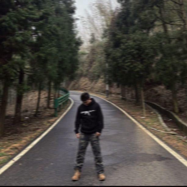 懒得跟你一样