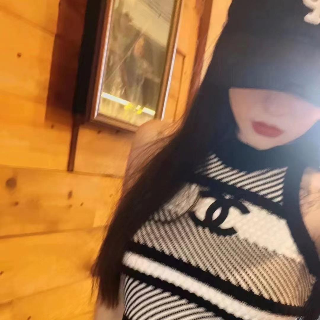 张小妮呦🥰