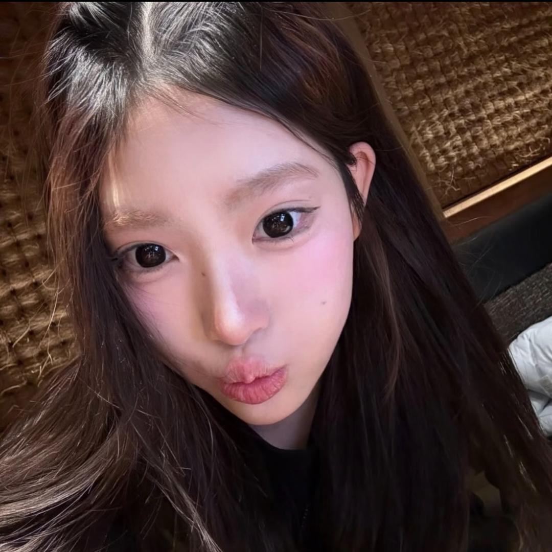 ㅤㅤㅤㅤㅤ ￴ ￴ㅤㅤㅤㅤㅤ心事都在脸上