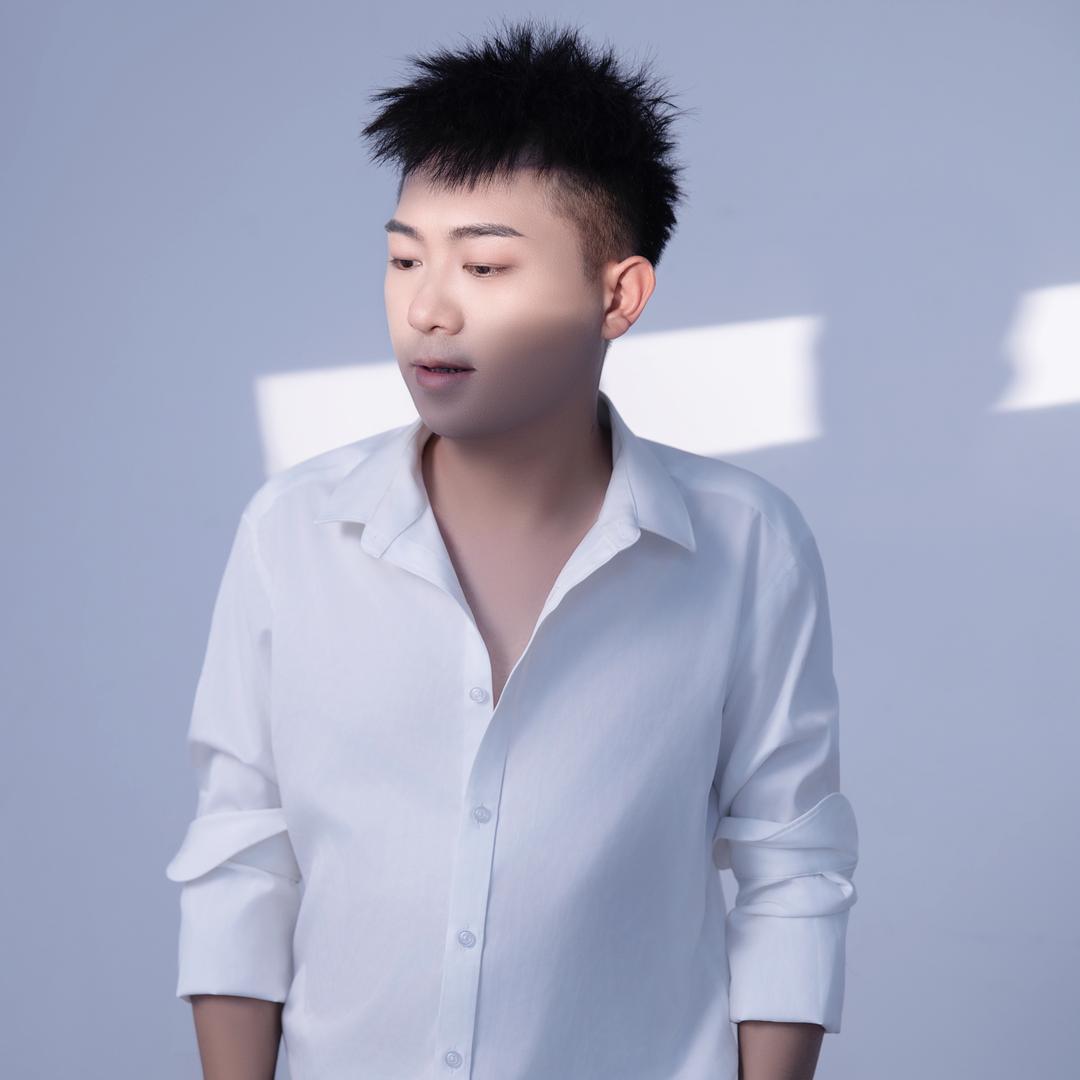 陈林新歌《有人为爱求过签》