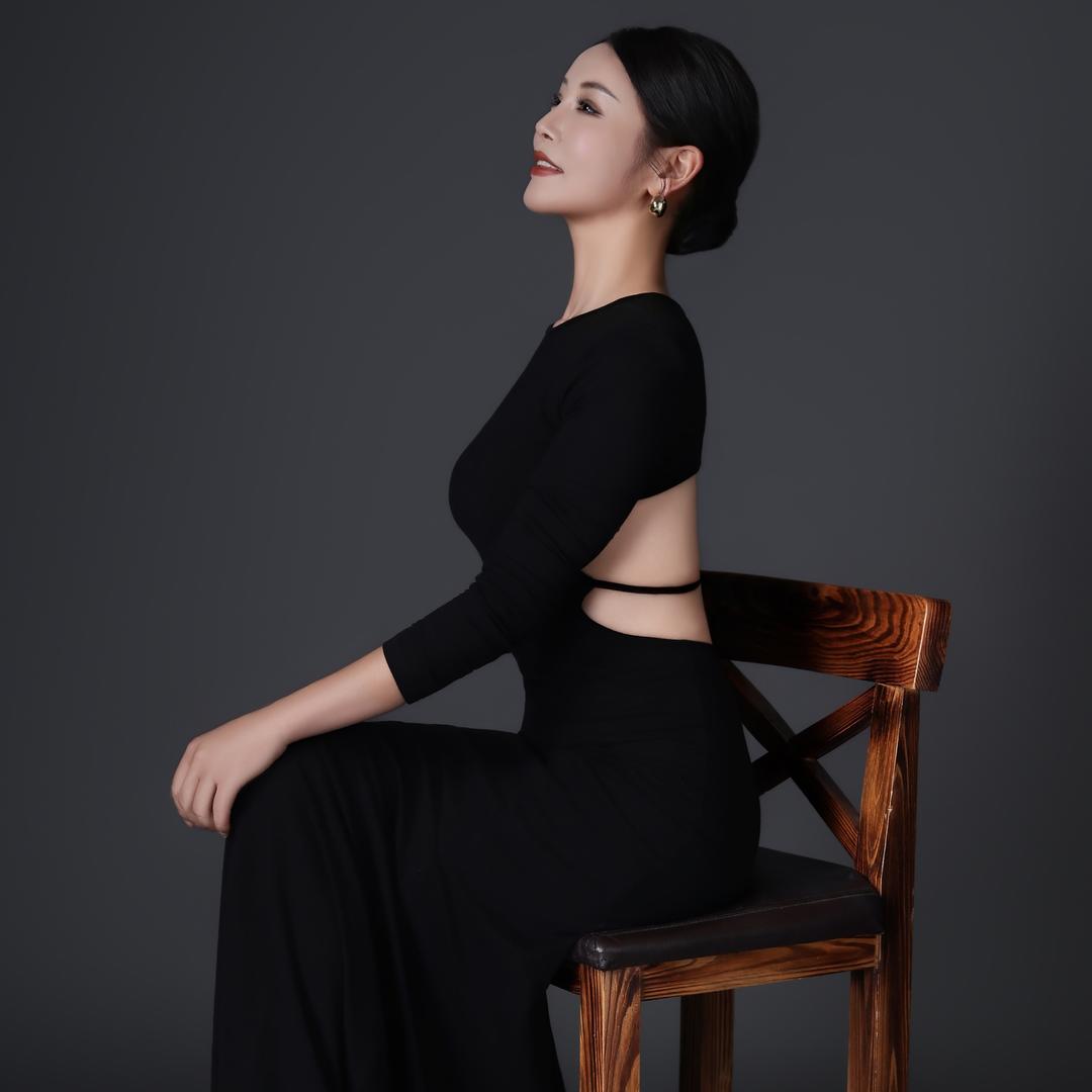 岳阳琴琴形体模特老师