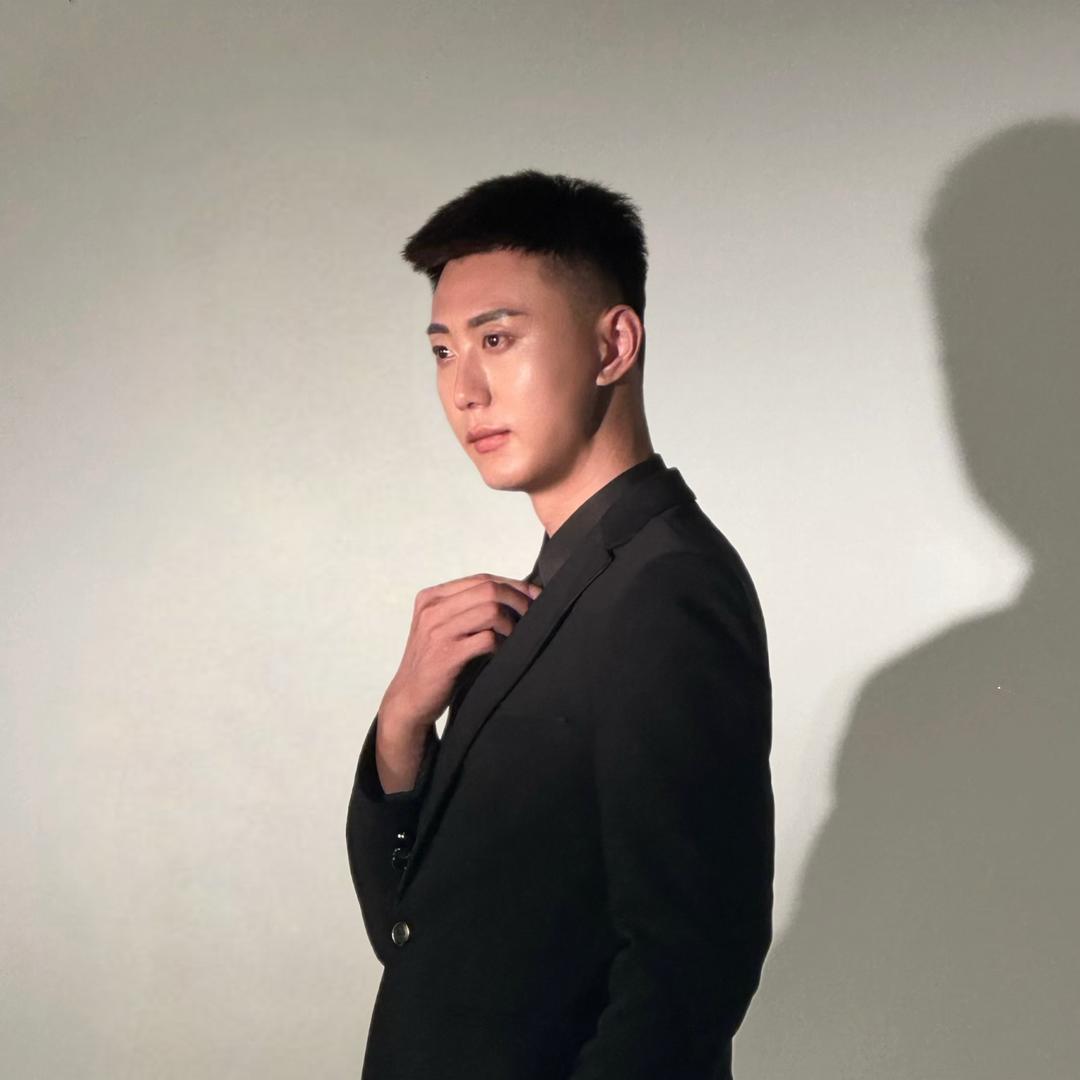 小铄