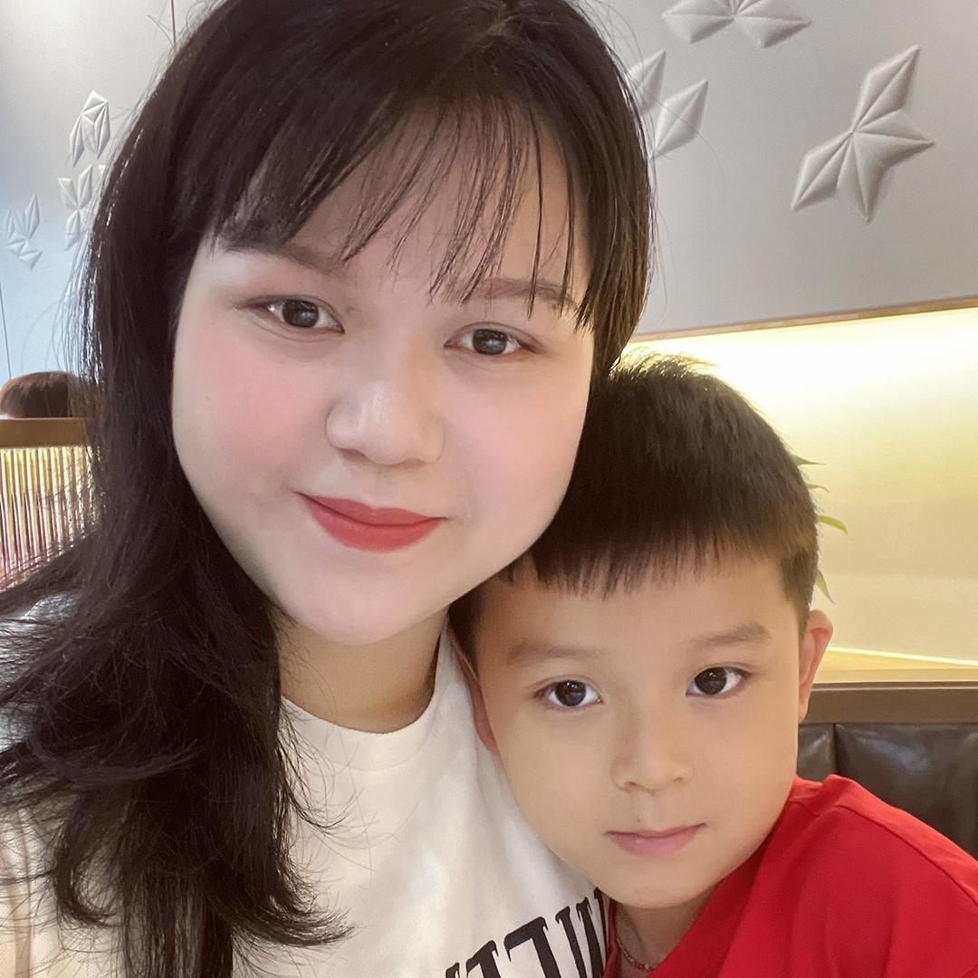 三个小吃货